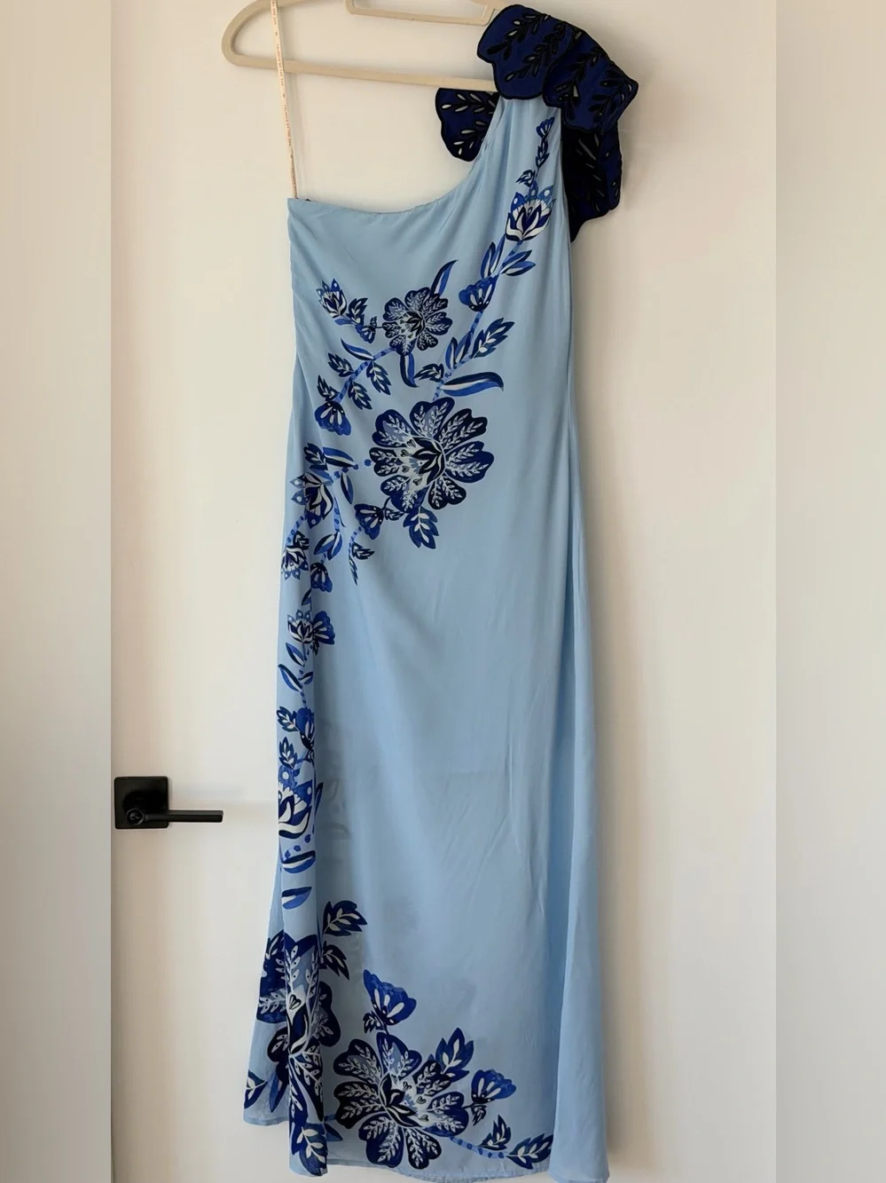 FARM RIO ANTHROPOLIGIE MAXI DRESS with an embroidered flower - Picture 4 of 6